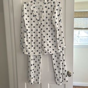 Black and white polkadot, pants suit, silky shirt, stretchy pants